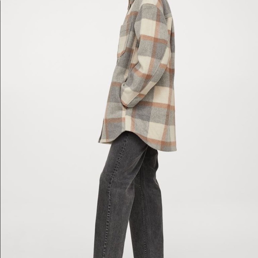 🥰BLOGGER FAVE🥰 H&M Oversized Shirt Jacket Shacket Plaid Jacket Neutrals XS - Picture 5 of 10